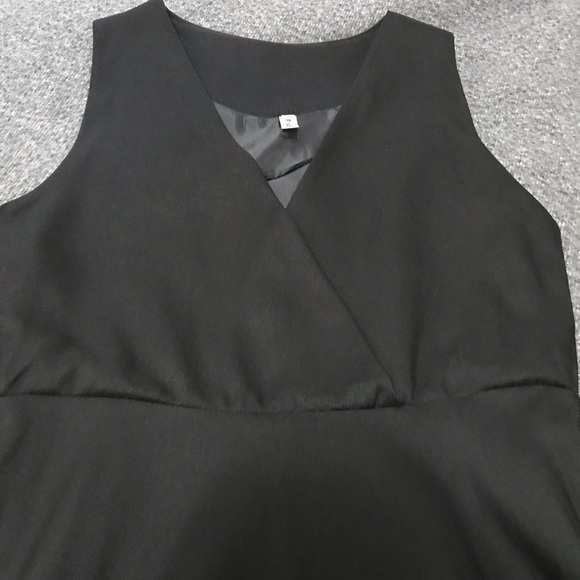 MIA Long Black Dress with Pockets - Picture 2 of 4